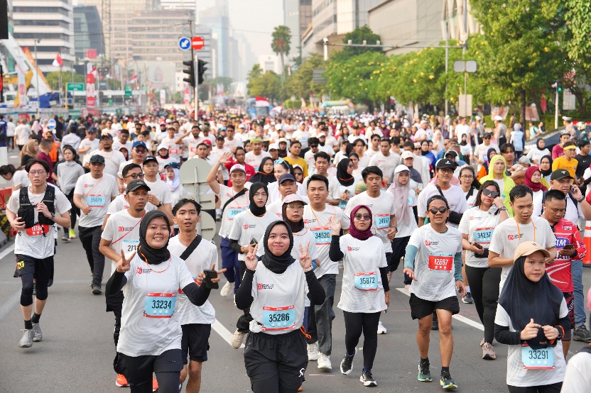 Menteri Pemuda dan Olahraga Republik Indonesia (Menpora RI) Dito Ariotedjo menegaskan ajang lari Merdeka Run 8.0K menghadirkan pengalaman berbeda bagi ribuan peserta yang memulai perjalanan dari Gerbang Istana Merdeka, Jakarta, Minggu (24/8) pagi.(foto:Gi