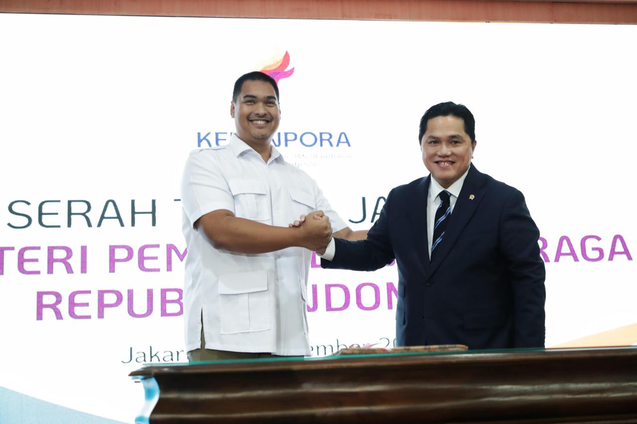 Serah Terima Jabatan Menpora RI dari Dito Ariotedjo kepada Erick Thohir