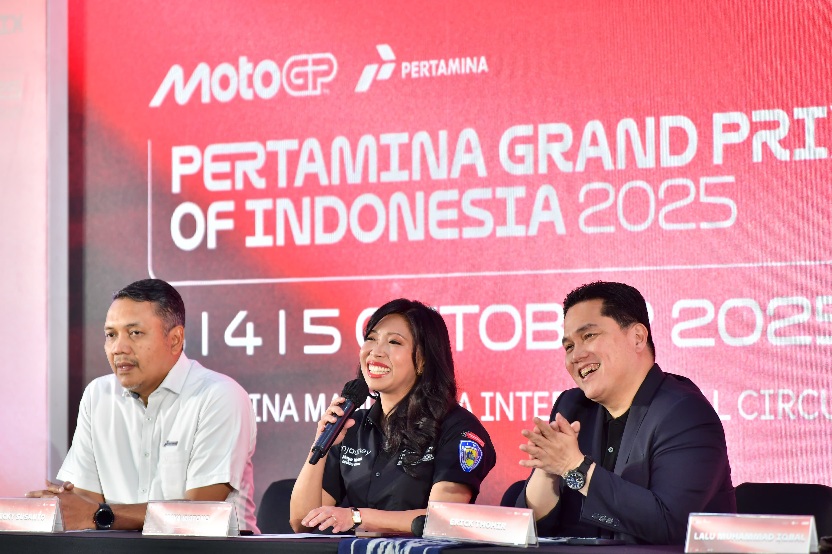 Penyelenggaraan event balap motor MotoGP seri ke-18 Pertamina Grand Prix of Indonesia 2025 tinggal sehari lagi. Persiapan event yang akan digelar pada 3-5 Oktober mendatang ini telah mencapai 100%, termasuk persiapan petugas yang bekerja sebagai marshal d