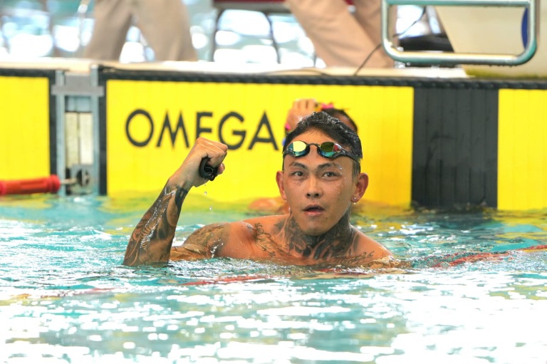Setelah sebelumnya meraih medali perak, perenang andalan Kementerian Pemuda dan Olahraga Republik Indonesia (Kemenpora RI), Indra Gunawan, akhirnya sukses merebut medali emas di cabang renang nomor Men 50 Meter Breaststroke (Gaya Dada Putra 50 Meter). Per