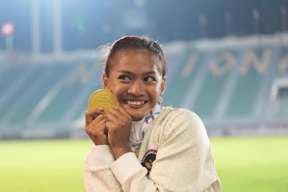 Atlet lompat galah Indonesia, Diva Renatta Jayadi, mencatatkan prestasi luar biasa di SEA Games 2025 Thailand. Dia tak hanya merebut medali emas, tapi juga berhasil memecahkan rekor nasional sekaligus SEA Games. (foto:Instagram/diva)