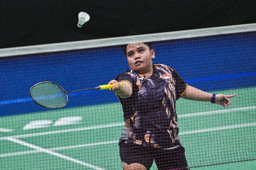 Masa depan tak ada yang tahu, itulah yang kini dirasakan atlet para bulutangkis Rina Marlina yang sukses meraih medali emas ASEAN Para Games (APG). (foto:Andre/kemenpora.go.id)