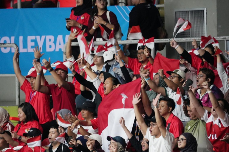 Suporter memiliki peran penting untuk menjadi bagian dari pengembangan industri olahraga di Indonesia. (foto:dok/kemenpora.go.id)