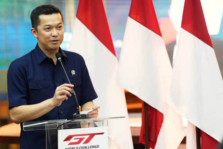 Wakil Menteri Pemuda dan Olahraga (Wamenpora) RI, Taufik Hidayat harap GT World Challenge Asia 2026 lahirkan pembalap nasional di tingkat dunia. (foto:raiky/kemenpora.go.id)