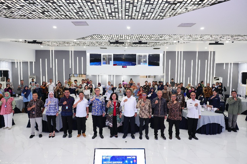Kemenpora mendukung langkah Kementerian Agraria dan Tata Ruang/Badan Pertanahan Nasional (ATR/BPN) melakukan transformasi digital layanan pertanahan melalui aplikasi Sentuh Tanahku.(foto:wury/kemenpora.go.id