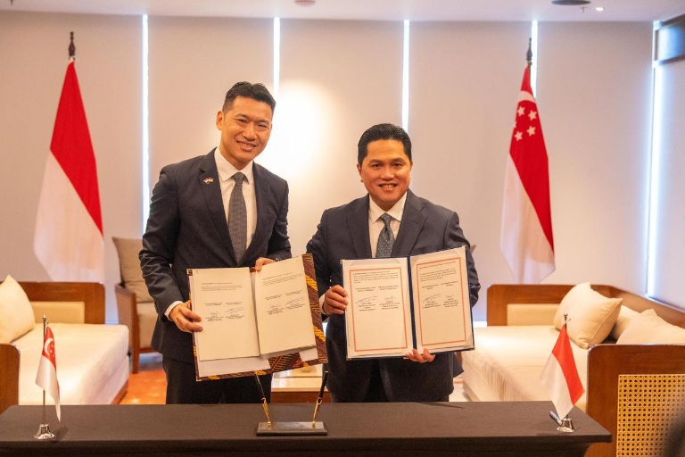 Menpora RI, Erick Thohir melakukan MoU bersama Acting Minister for Culture, Community and Youth, David Neo, dalam rangkaian Southeast Asia Ministerial Meeting on Youth and Sports 2026 di Sanur, Bali, Selasa (4/5).(foto:dok/kemenpora.go.id)