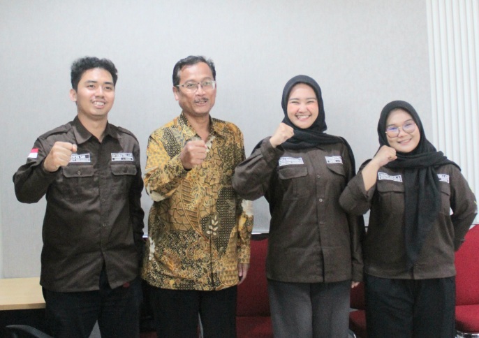 Audiensi antara mahasiswa Universitas Muhammadiyah Jakarta (UMJ) dengan Deputi Bidang Pelayanan Kepemudaan Kemenpora RI Kamis, (4/6) siang di Ruang Kerja Deputi Bidang Pelayanan Kepemudaan.(foto:dok/kemenpora.go.id)