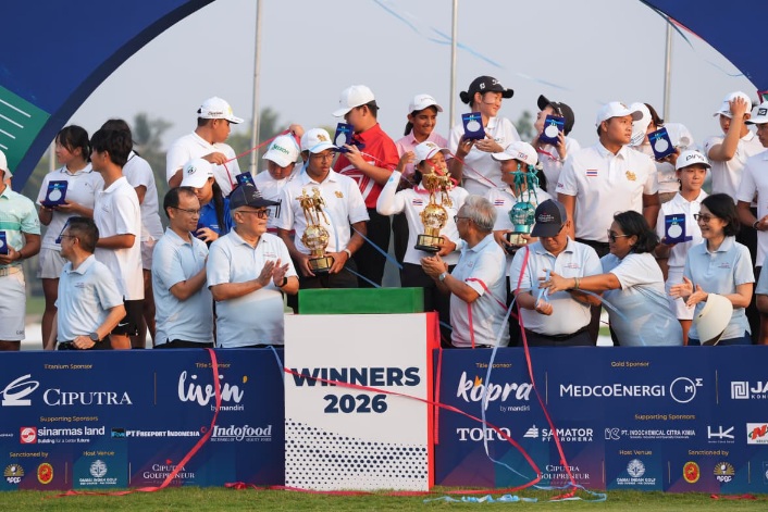 Sesmenpora Gunawan Suswantoro menghadiri penutupan acara MCGJWC di Damai Indah Golf-PIK Course, Pantai Indah Kapuk, Jakarta, Jumat (12/6).(foto:Herry/kemenpora.go.id)
