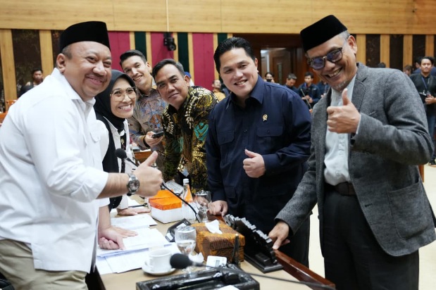 Menpora RI Erick Thohir, bersama jajaran Kemenpora menyampaikan terima kasih kepada Komisi X DPR RI yang telah mendukung serta menyetujui RKA/KL dan RKP/KL Kemenpora Tahun Anggaran 2027. (foto: Herry/kemenpora.go.id)