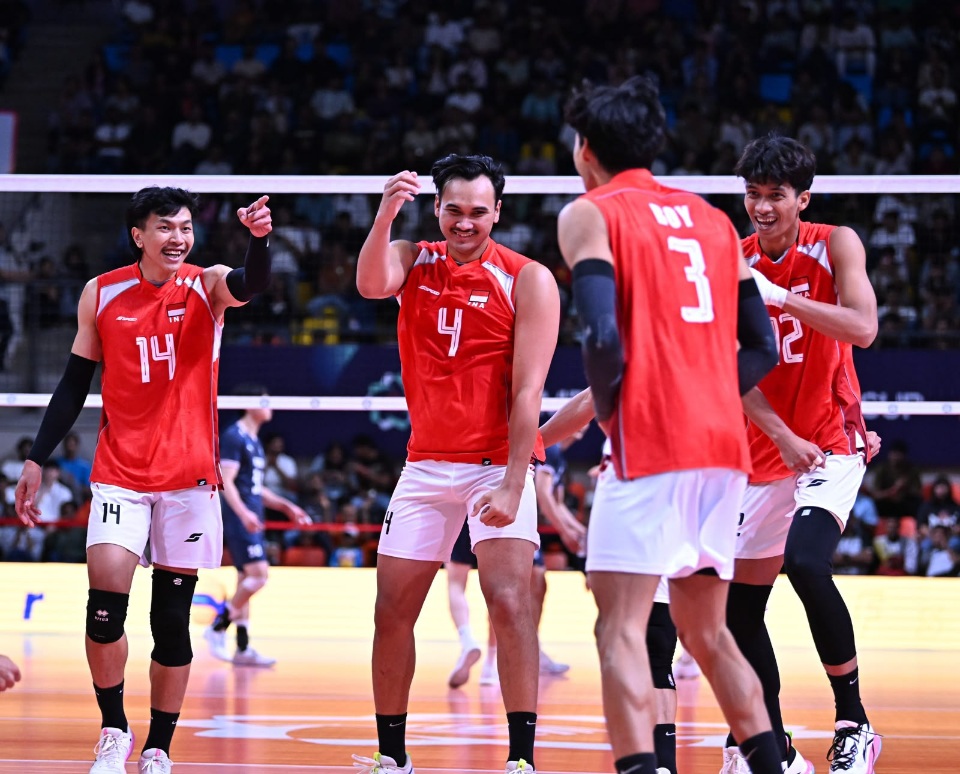 Menpora Erick Thohir, menyampaikan ucapan selamat penuh rasa bangga kepada Timnas Voli Putra Indonesia yang berhasil mengukir sejarah baru dengan menjuarai AVC Mens Cup 2026. (foto: dok/AVC Cup)