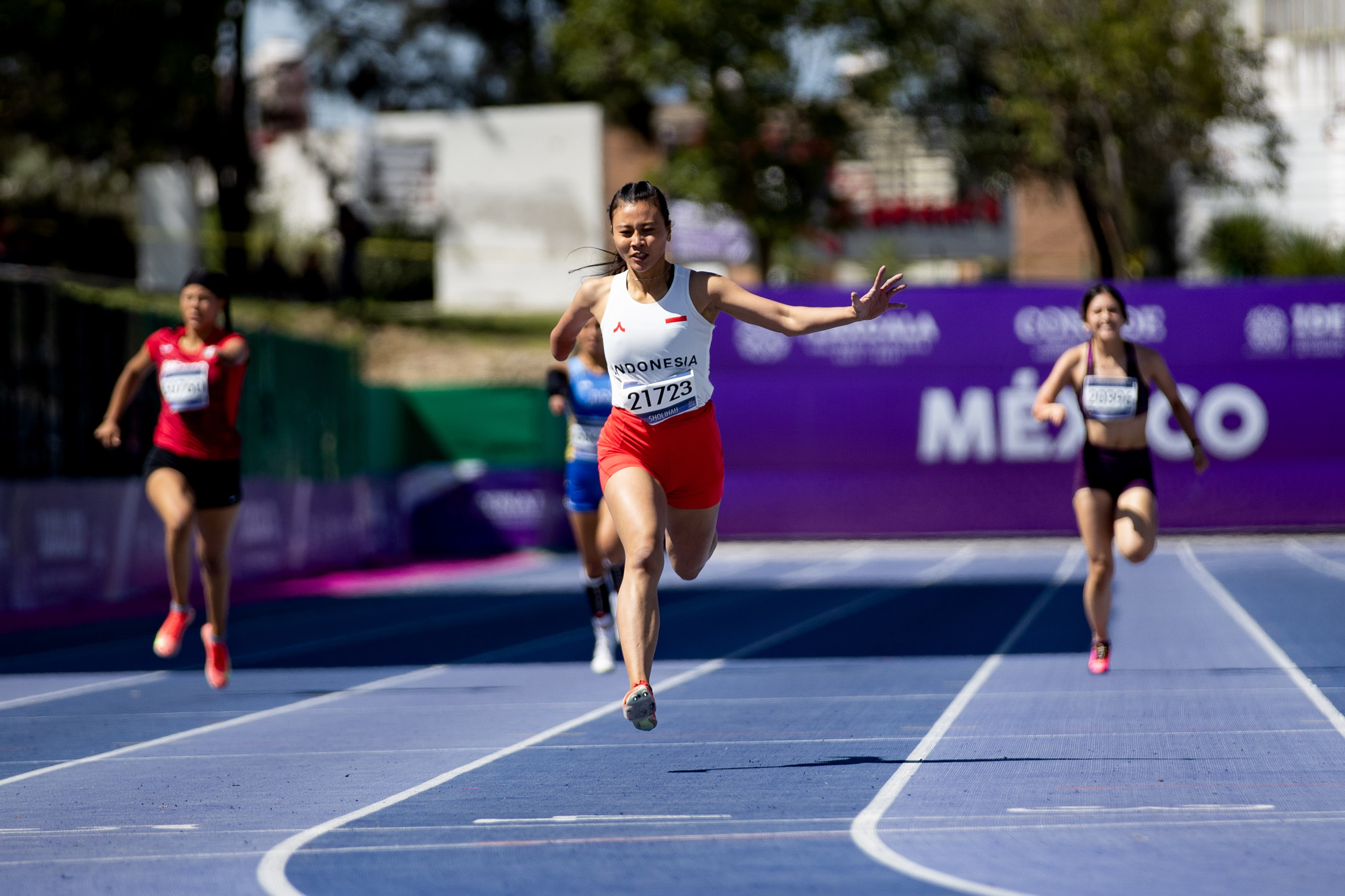 Atlet para atletik Indonesia juga sukses pecahkan rekor dunia dan pecah rekor Asia. (foto: NPC Indonesia)
