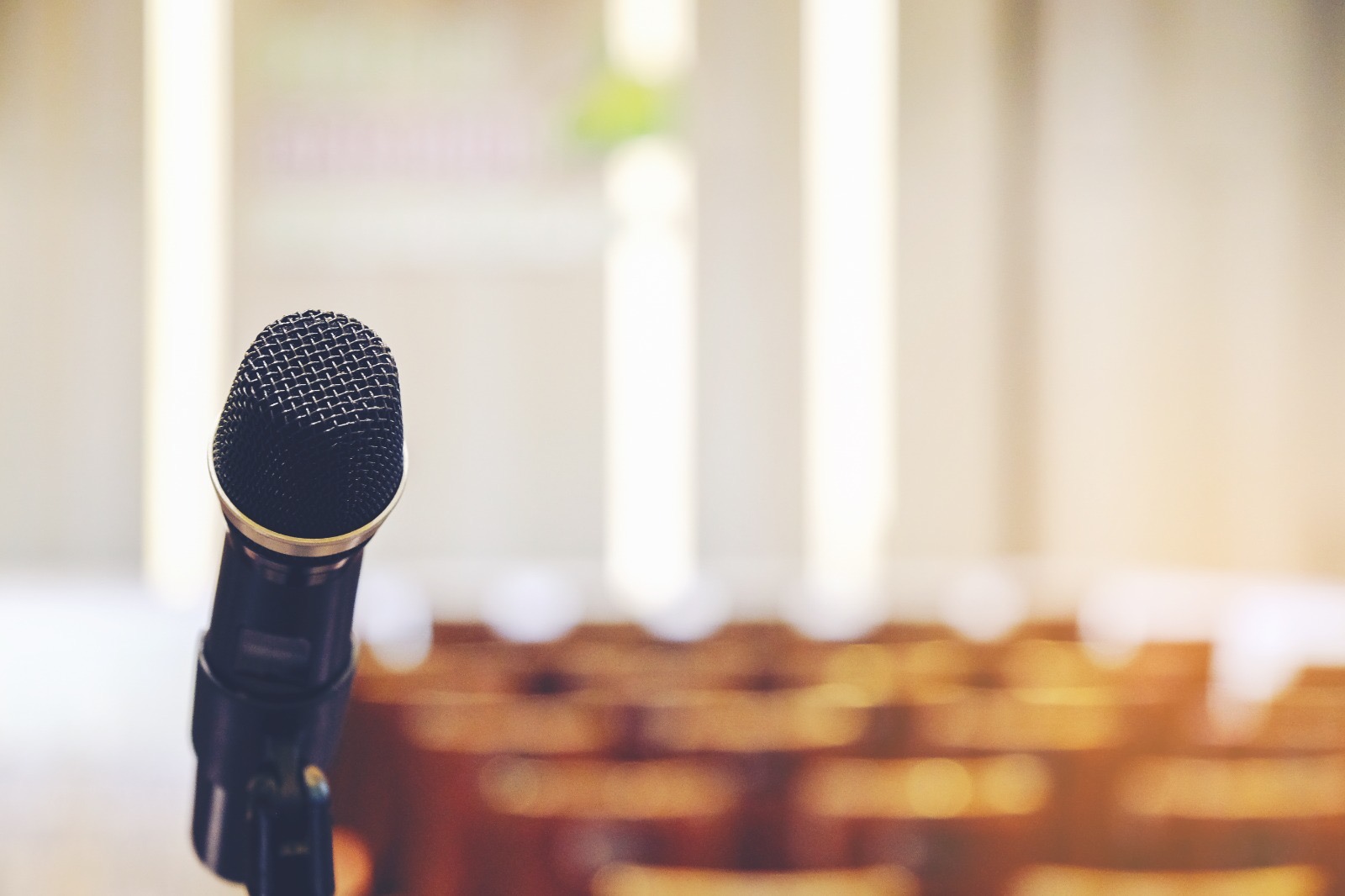 Kemenpora RI membuka pendaftaran Wirasena Debate & Speech Competition 2026, kompetisi yang memberikan ruang bagi pemuda Indonesia untuk menyampaikan gagasan, mengasah kemampuan berpikir kritis, (foto: Istimewa)