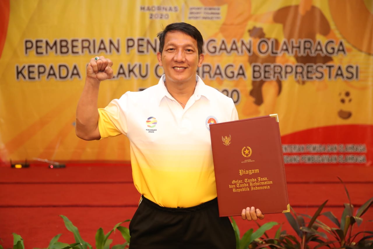 Dirja Wihardja, Pelatih Tangan Dingin yang Selalu Lahirkan Talenta Baru Atlet Angkat Besi