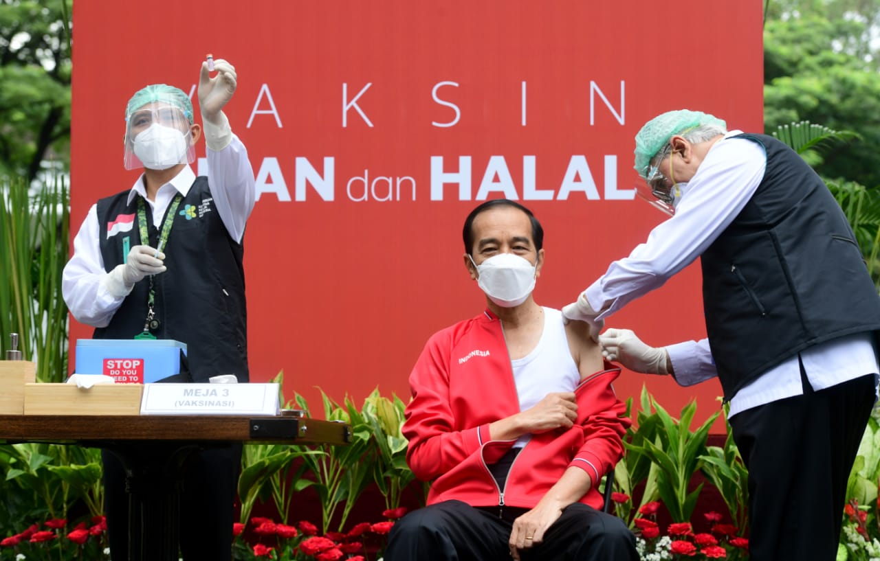 Presiden Jokowi Terima Suntikan Dosis Kedua Vaksin Covid-19