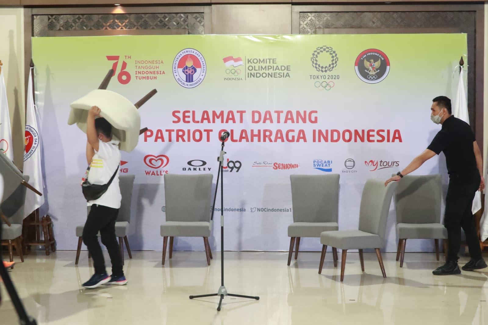 Terapkan Prokes Ketat, Menpora Amali Jemput Kloter Terakhir Kontingen Indonesia di Olimpiade Tokyo 2020