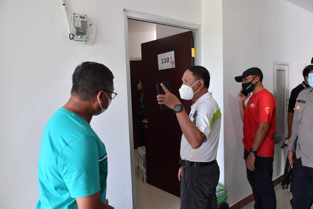 Cek Kamar Wisma untuk Atlet Voli Indoor, Menpora Amali : Ini Sangat Layak untuk Event Internasional