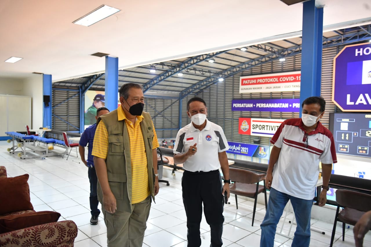 Saksikan Laga Persahabatan Tim Voli Lavani vs Jakarta BNI 46, SBY Bangga dan Ucapkan Terima Kasih kepada Menpora Amali