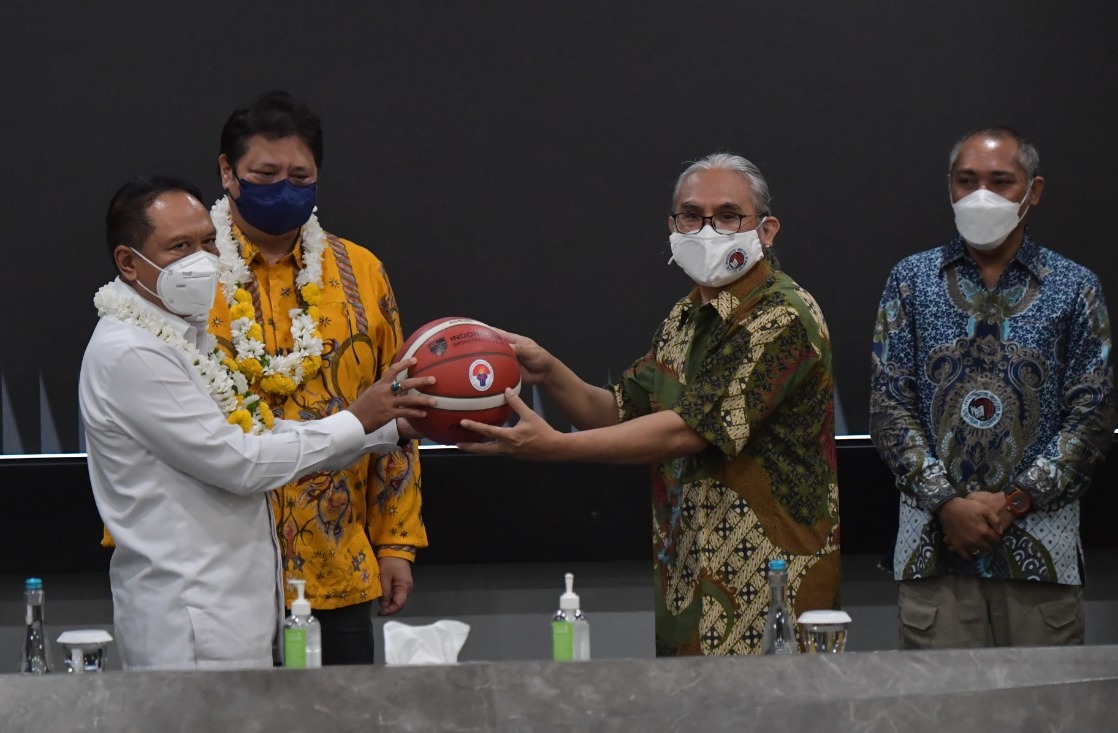 Hadiri Kuliah Umum Menko Airlangga Hartarto dan Beri Bantuan Peralatan Olahraga di UKSW Salatiga, Menpora Amali: Pandemi Jangan Halangi Mengejar Prestasi