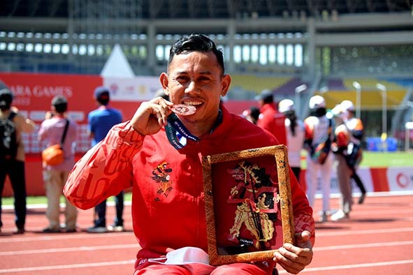 Raih Perunggu, Atlet Para Atletik Jaenal Arifin Ucapkan Terima Kasih Atas Dukungan Pemerintah
