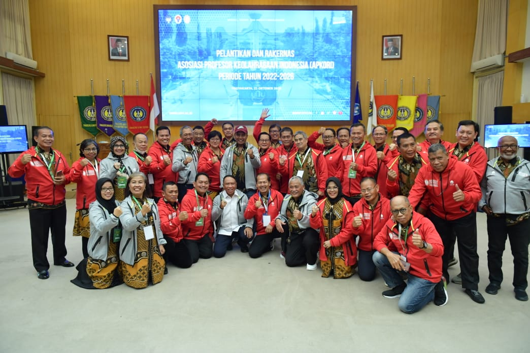 Lantik Pengurus Baru Apkori, Menpora Amali Tantang Profesor Lakukan Riset Keolahragaan