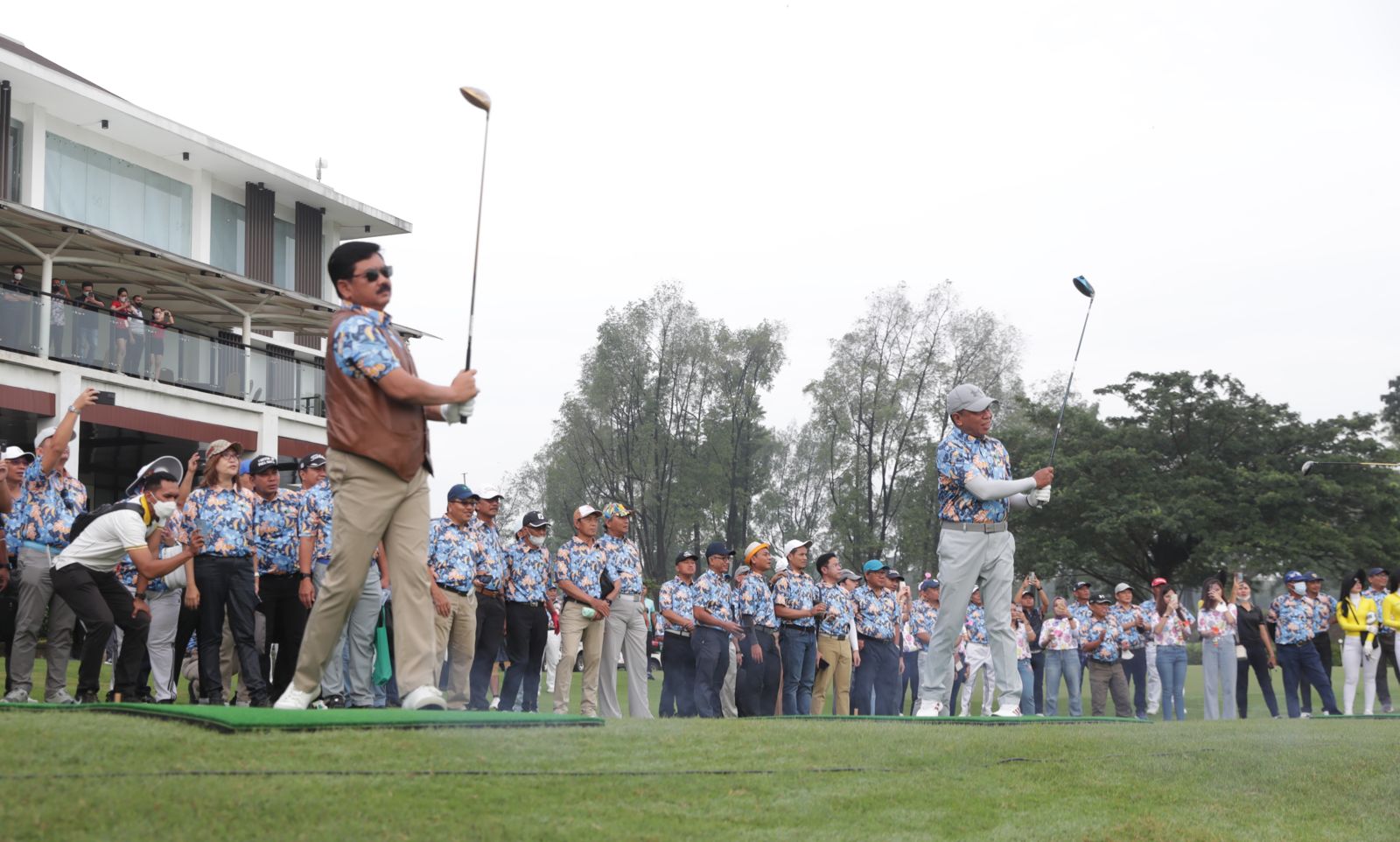 Menpora Amali Buka Turnamen Golf HANTARU 2022 di Suvarna Golf Club Jakarta