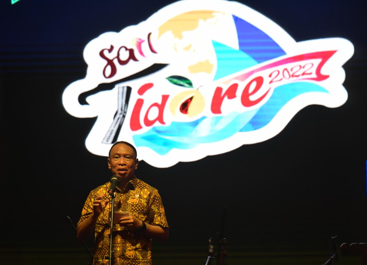 Menpora Amali Tiba di Bandara Sultan Babullah Ternate, Ikuti Rangkaian Acara Sail Tidore 2022