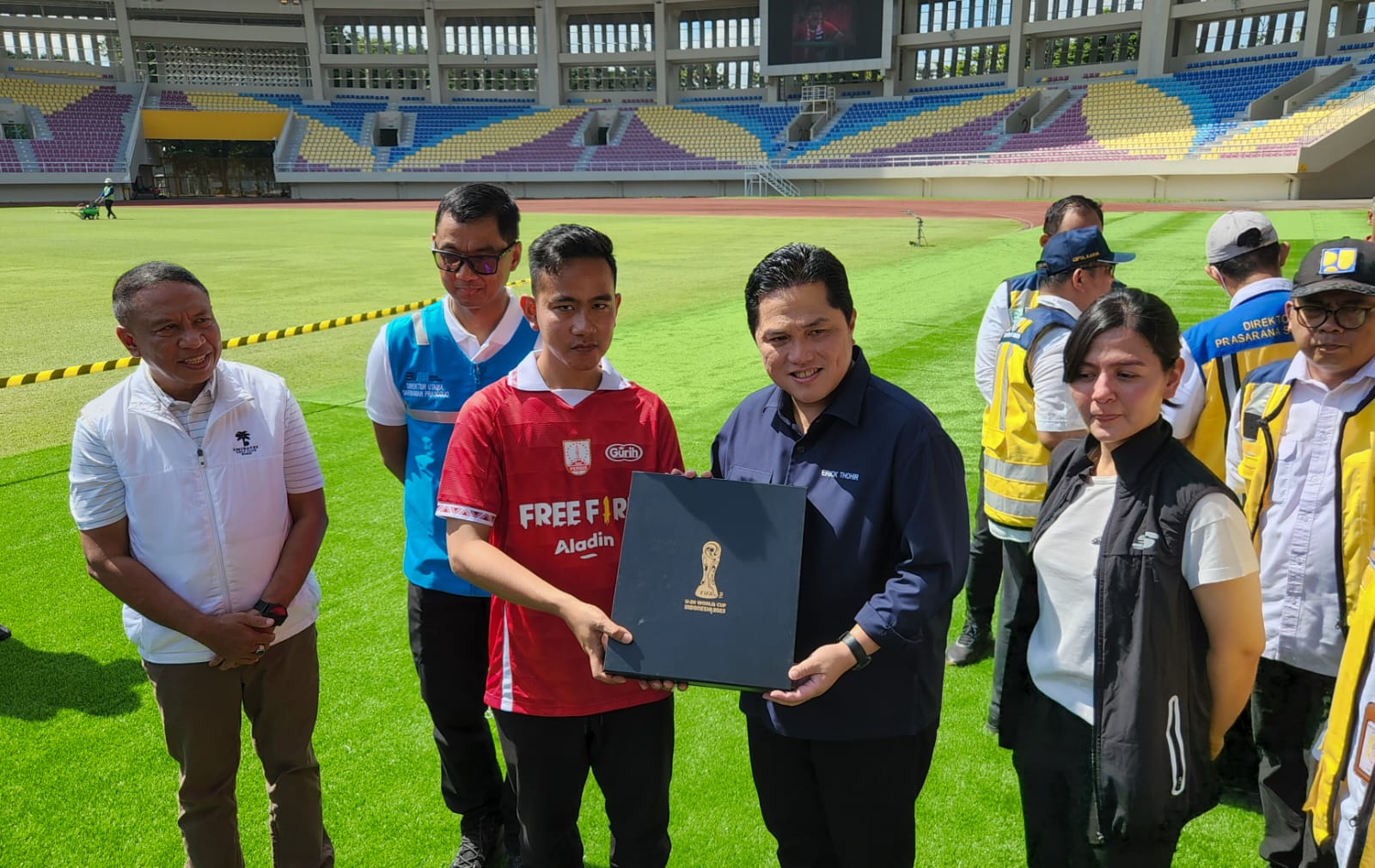 Pastikan Semua Berjalan Baik, Menpora Amali Bersama Ketum PSSI Tinjau Stadion Manahan Solo