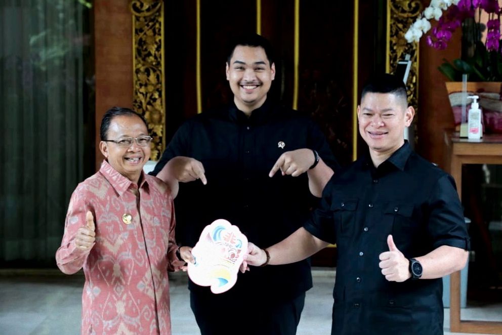 Diskusi dengan Gubernur Koster, Menpora Dito Pastikan World Beach Games 2023 Dilaksanakan di Bali