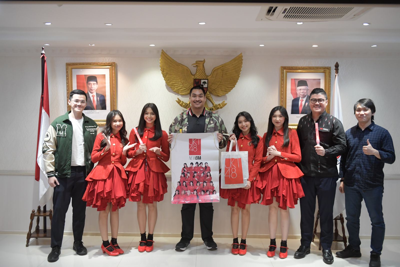 Menpora Dito Ajak Kolaborasi IDN Media dan JKT 48 Untuk Branding Kemenpora Milenial