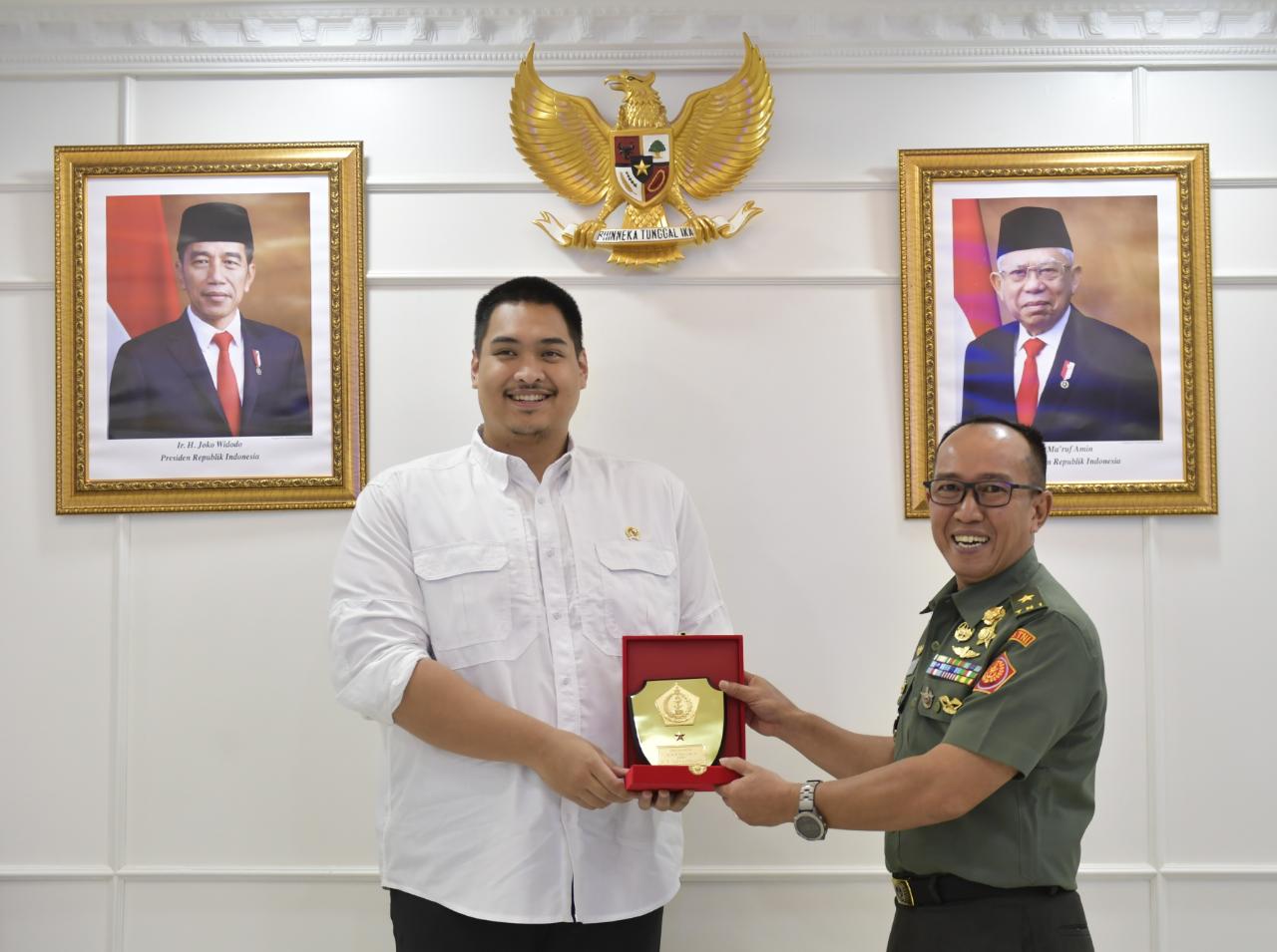 Menpora Dito Dukung Pembinaan Olahraga di Markas Besar Tentara Nasional Indonesia