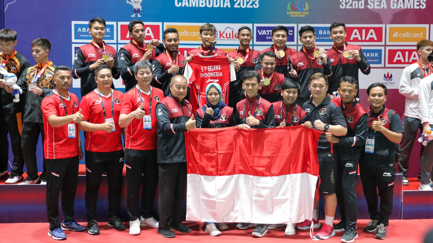 Tim Bulu Tangkis Regu Putra Sumbangkan Medali Emas di SEA Games 2023 Kamboja