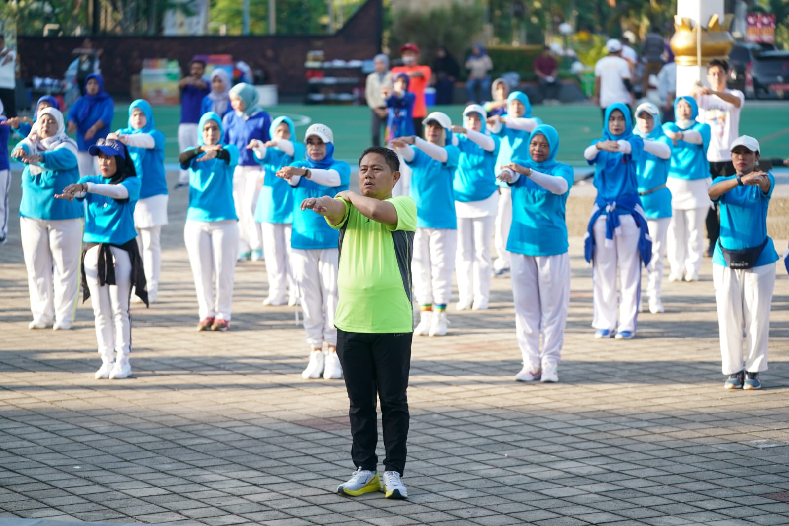 Kemenpora Terus Tingkatan Kebugaran dan Menstimulus Lingkungan Masyarakat dengan Berolahraga di Hari Krida