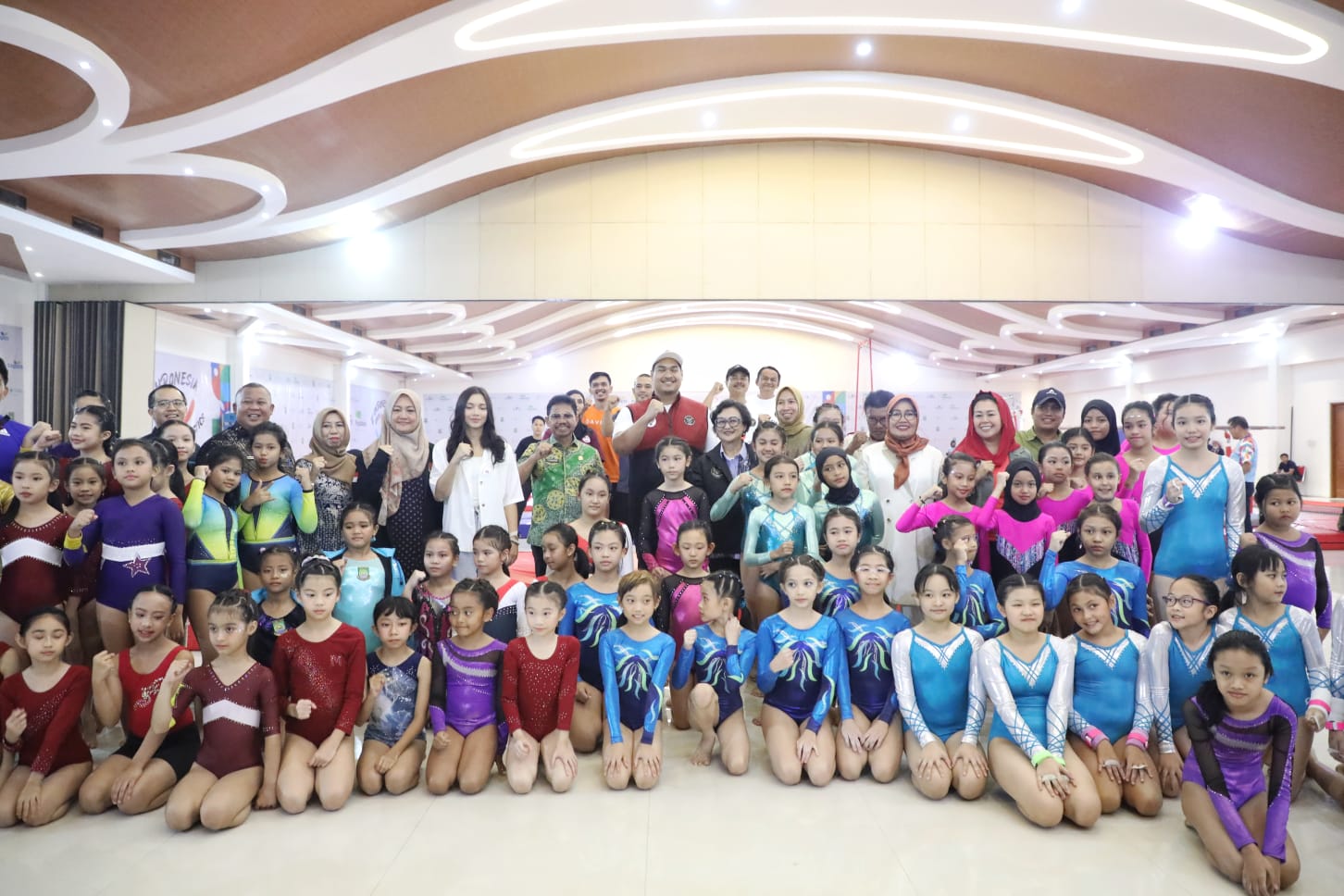 Menpora Dito Beri Semangat Atlet Junior Kejuaraan Indonesia Gymnastics Open Ke-2 Tahun 2023