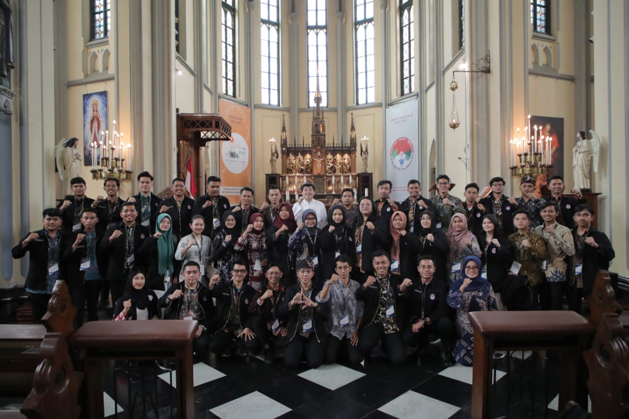 Kunjungi Gereja Katedral Jakarta, Peserta PKPMN Dapat Pelajaran Toleransi Beragama dari Romo Deo