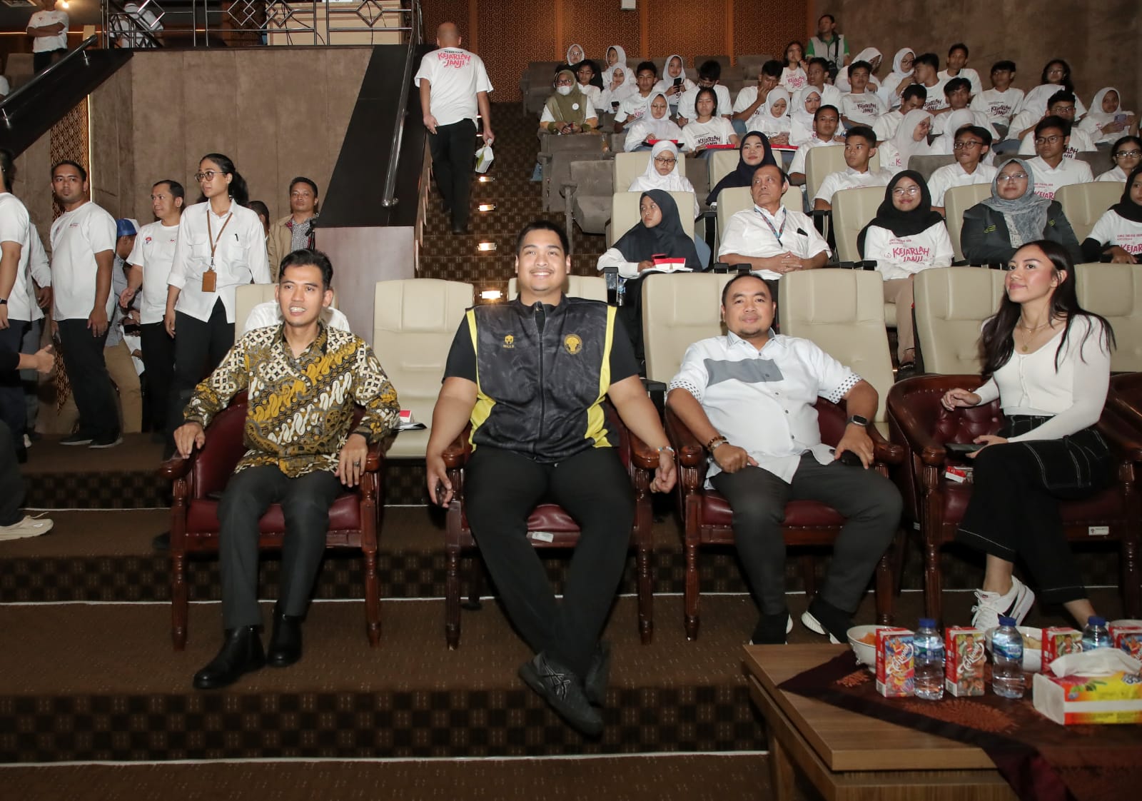 Nobar Film Kejarlah Janji, Menpora Dito Sebut Bagian Dari Sosialisasi kepada Pemilih Dikalangan Pemuda