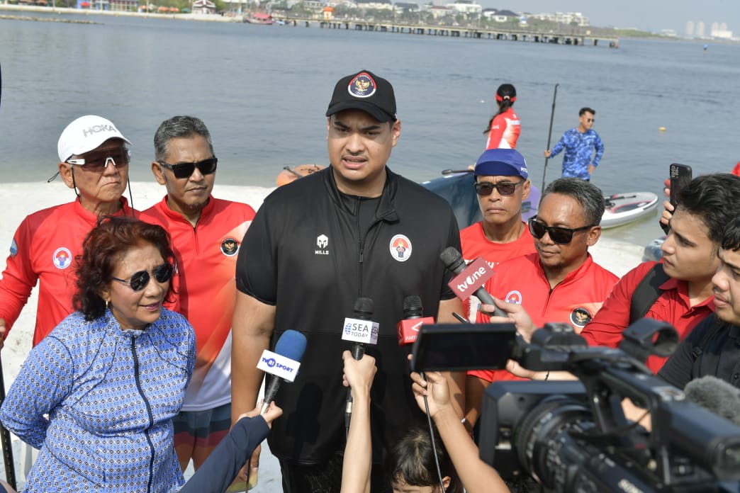 Menpora Dito Minta Stand Up Paddle Indonesia Siapkan Road Map Pembinaan Atlet