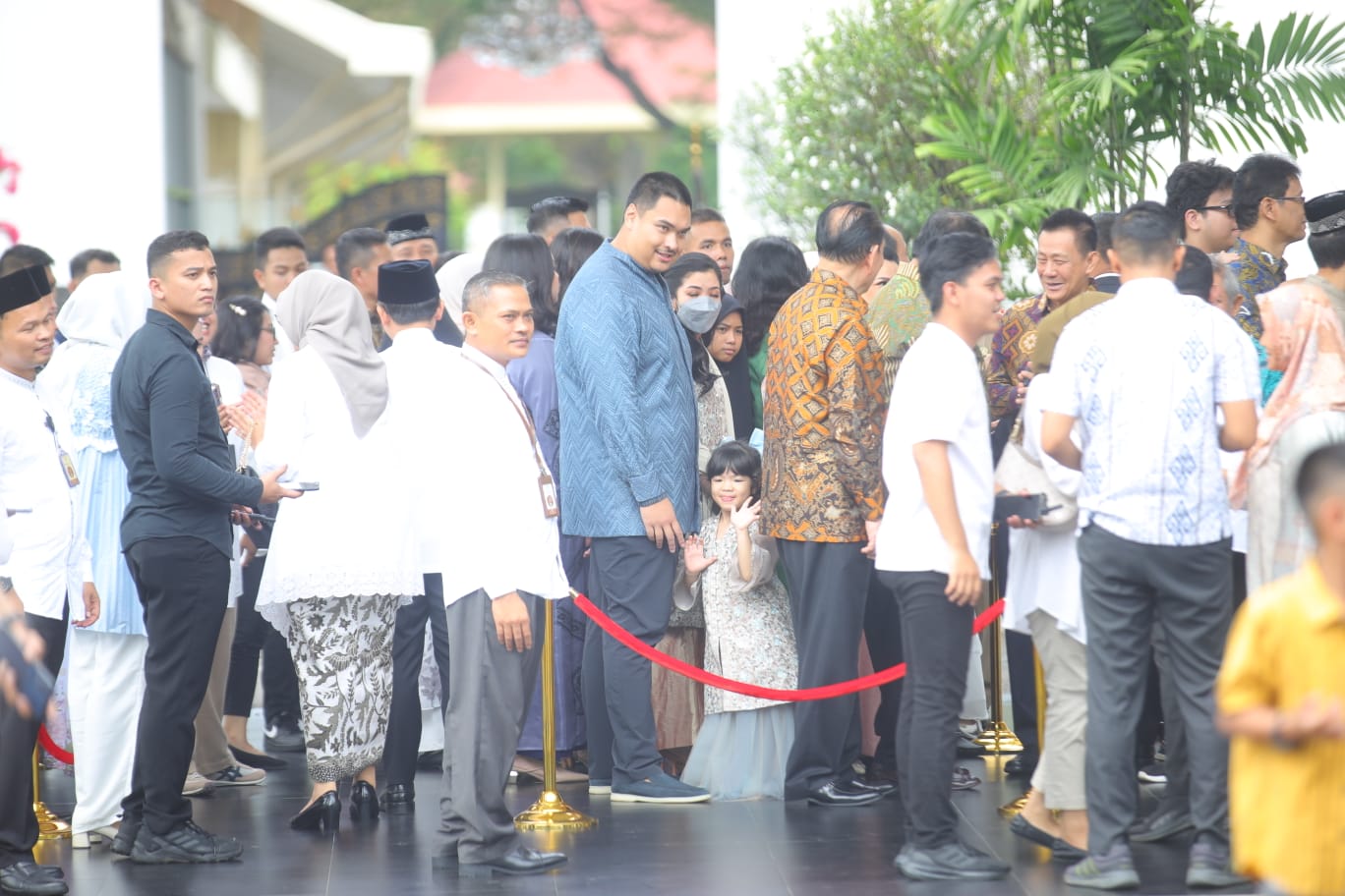 Hadiri Open House Presiden Jokowi di Istana,  Menpora Dito: Mohon Maaf Lahir dan Batin