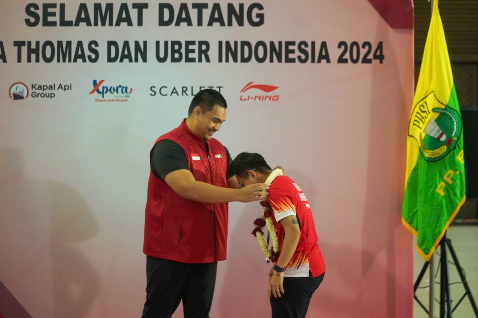 Sambut Kedatangan Tim Thomas dan Uber, Menpora Dito: Semoga Prestasi Ini Jadi Batu Locatan Ukir Sejarah Baru di Olimpiade 2024 Paris