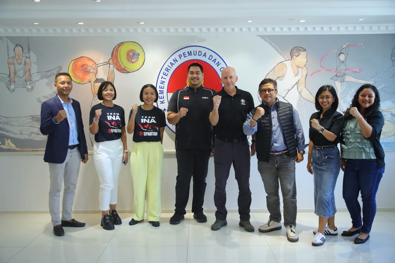 Terima Group CEO of Spartan, Menpora Dito Dukung Spartan Race Debut di Jakarta