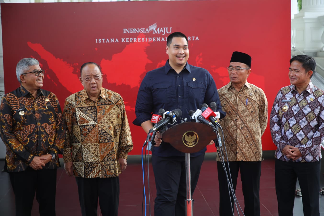 Ratas dengan Presiden Jokowi, Menpora Dito Pastikan PON XXI Aceh-Sumut Tepat Waktu dan Peparnas 2024 di Surakarta