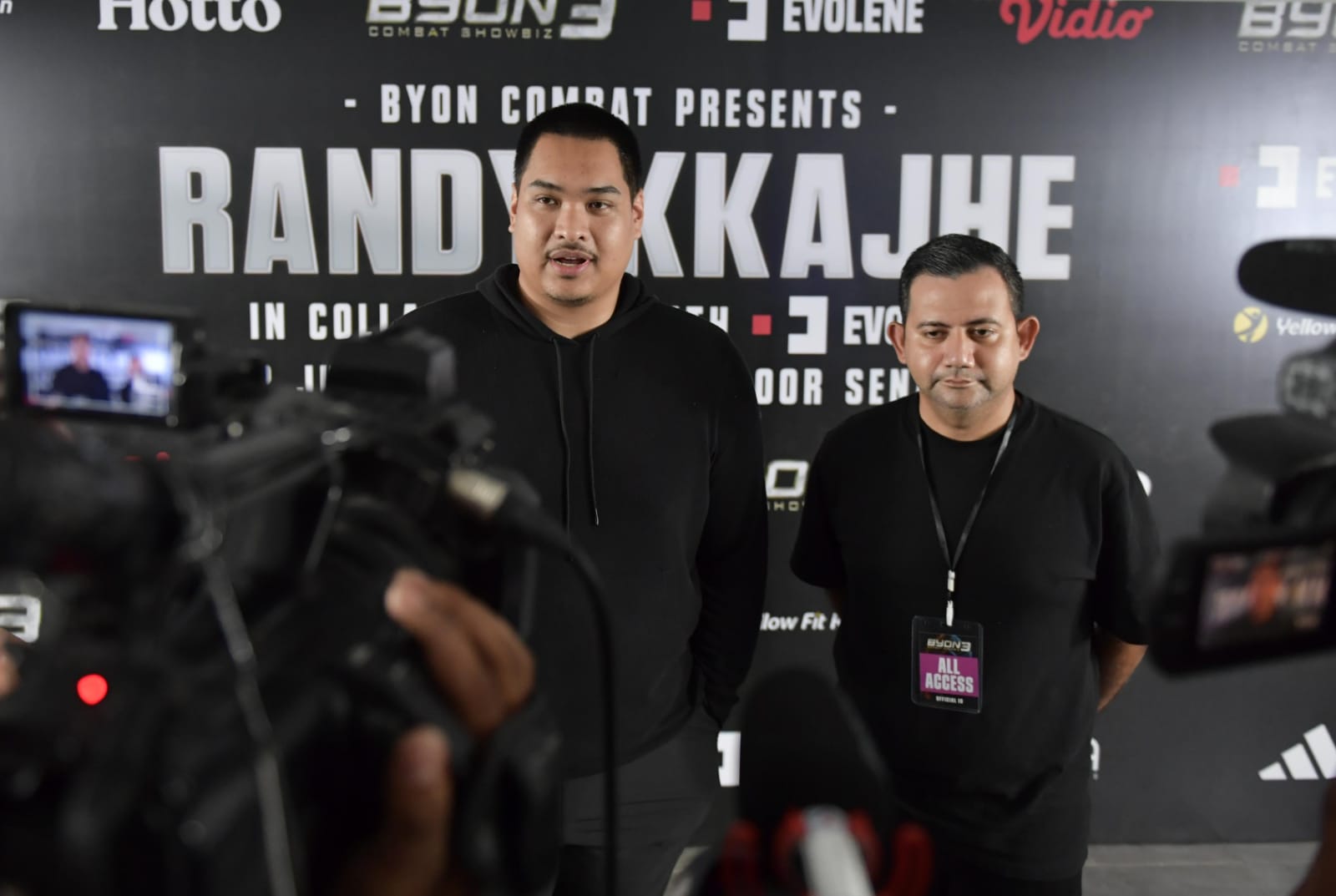 Menpora Dito Apresiasi Byon Combat Showbiz 3, Jadi Ajang Pembinaan Boxing dan Kickboxing