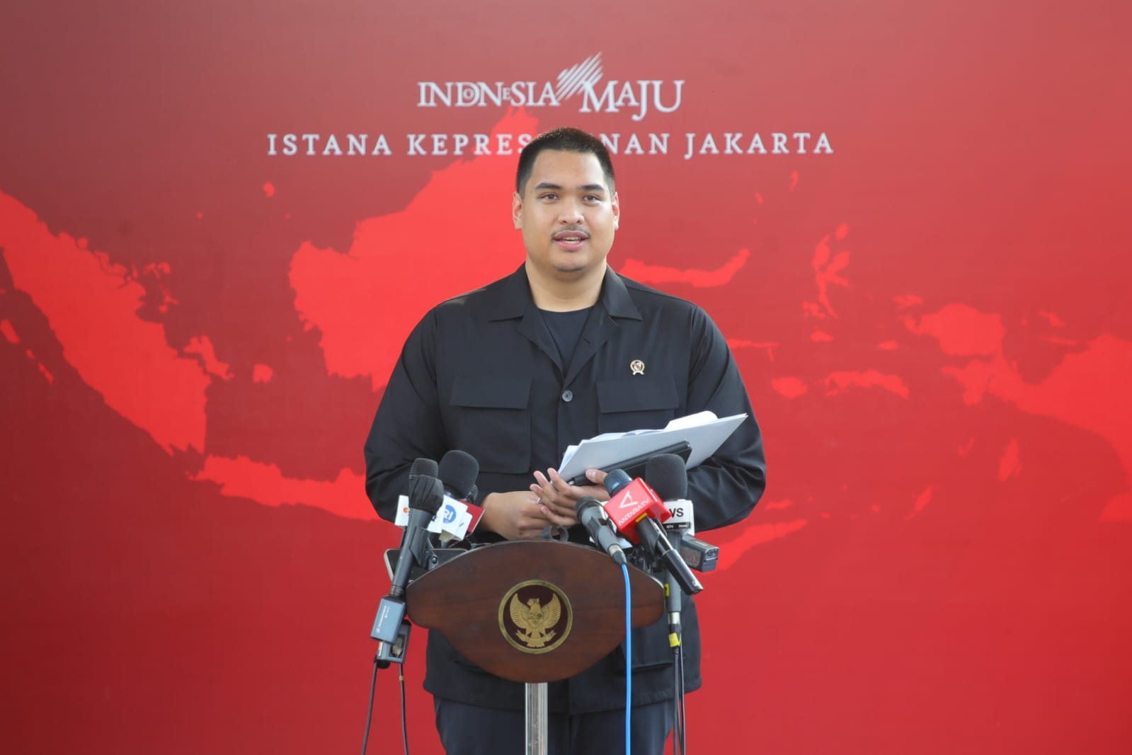 Menpora Dito Ratas dengan Presiden Jokowi Bahas Penyelenggaraan Kejuaraan Olahraga Internasional Tahun 2025