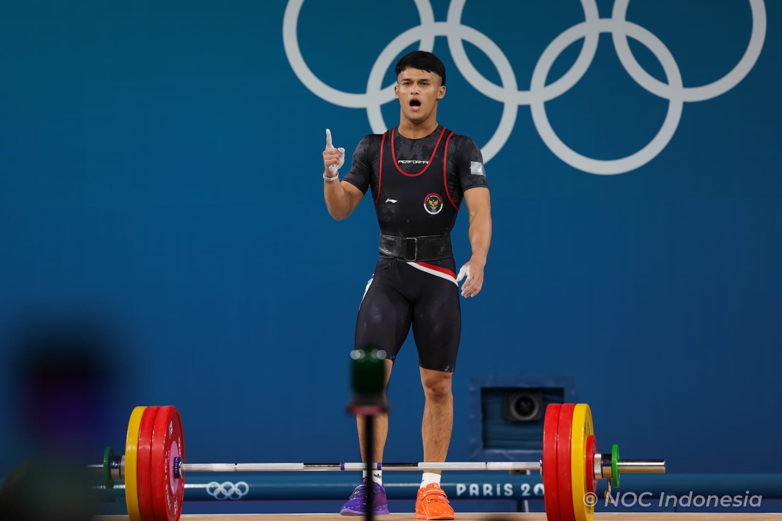 Lifter Rizky Juliansyah Tambah Medali Emas Indonesia di Olimpiade 2024