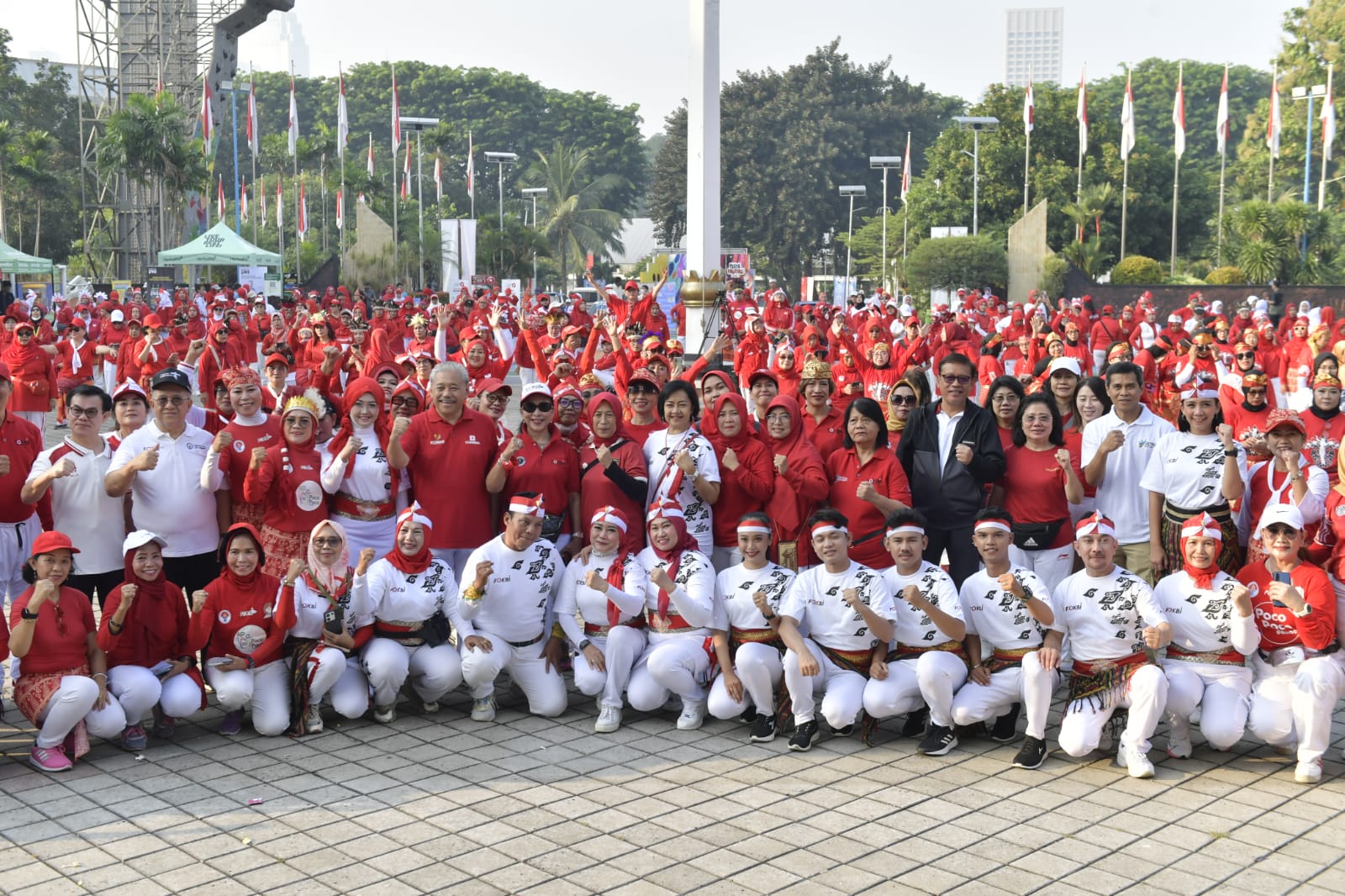 Kemenpora Peringati 6 Tahun Pemecahan Rekor Dunia Poco-poco dengan Senam Bersama FOKBI