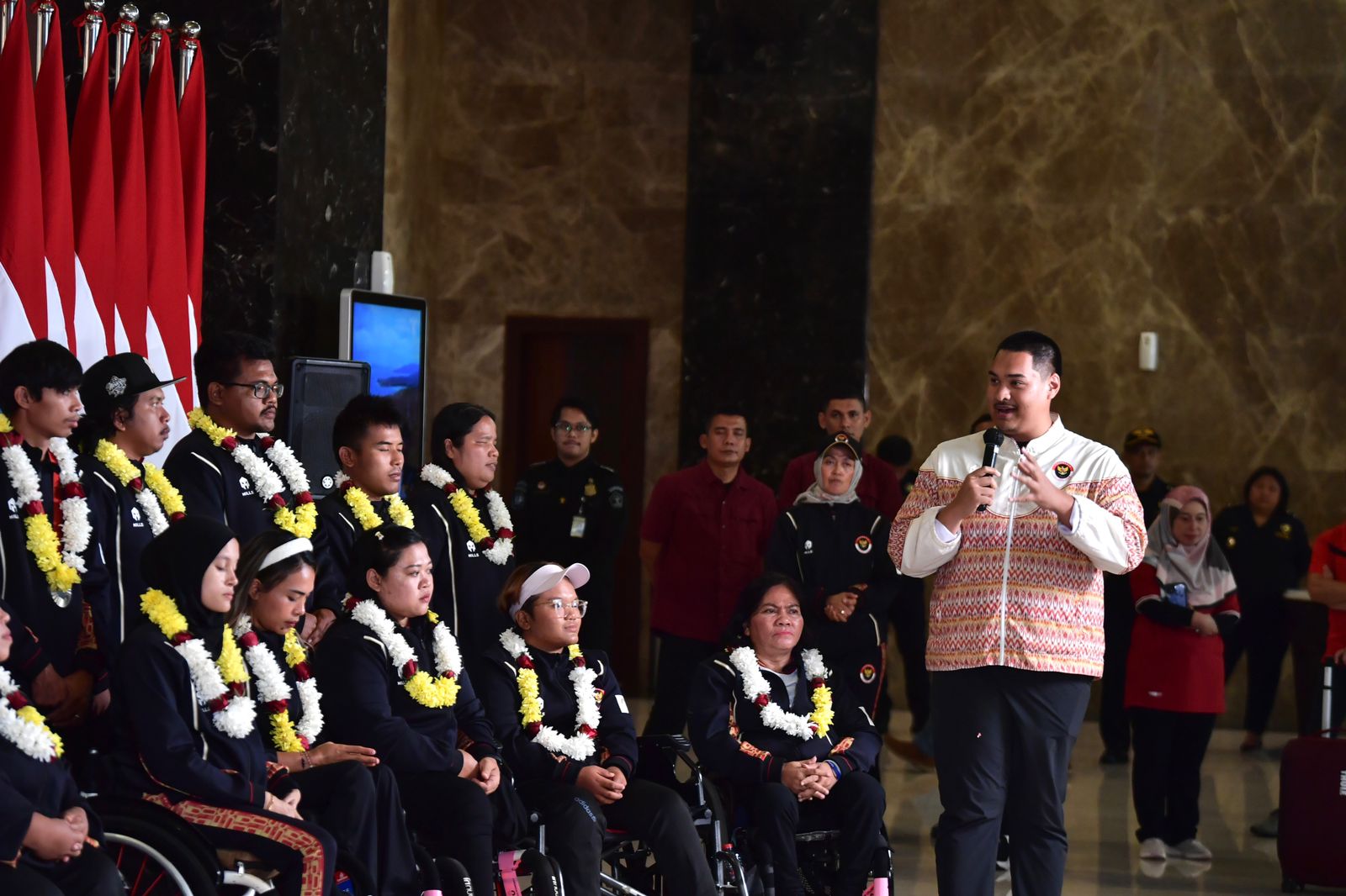 Sambut Kedatangan Kontingen Paralimpiade Indonesia, Menpora Dito: Terima Kasih Telah Mengukir Sejarah