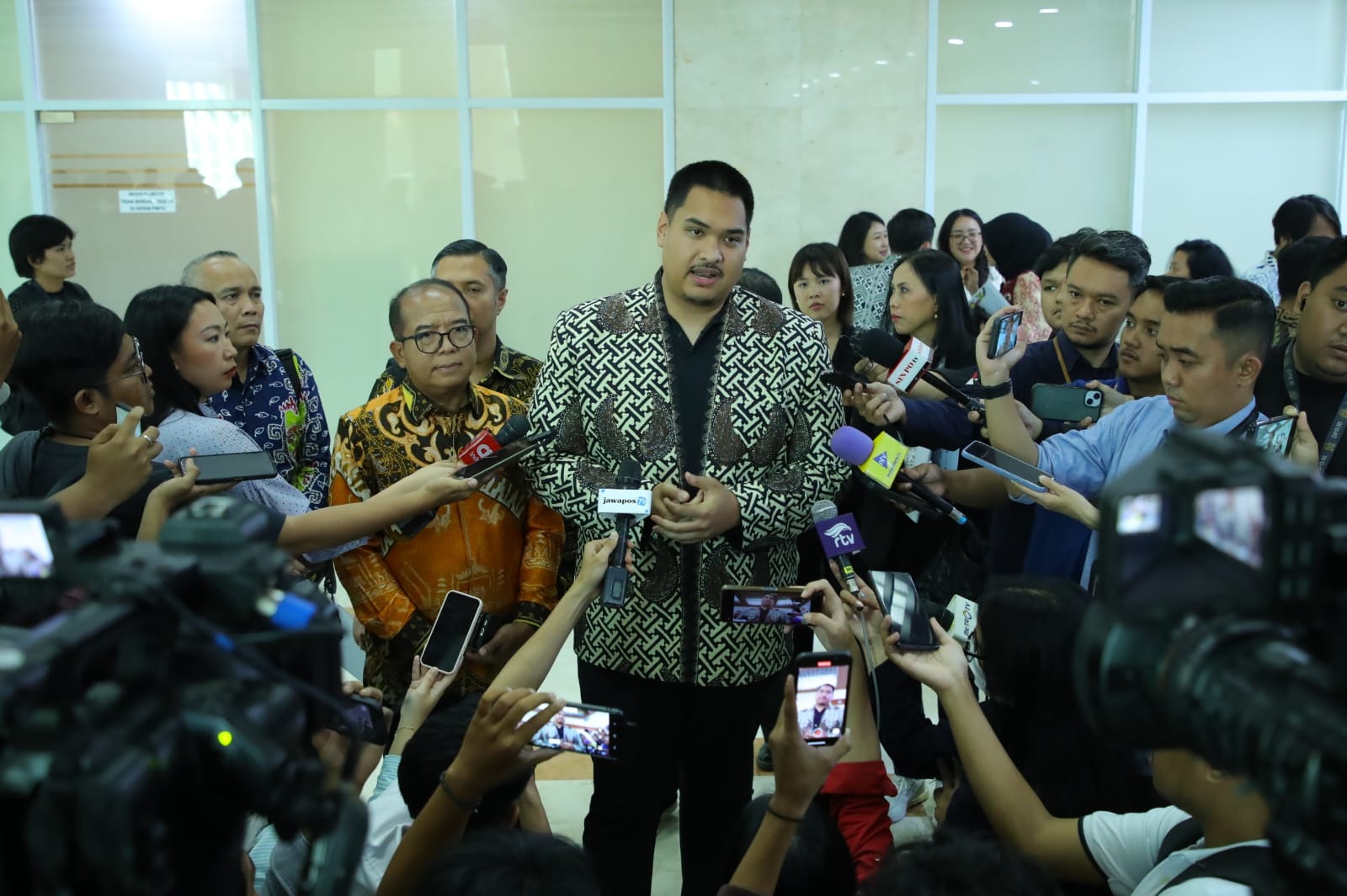 Menpora Dito Tegaskan Pemberian Kewarganegaraan 100% Miliki Darah Indonesia