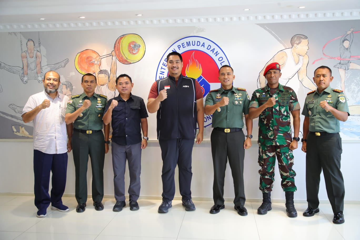 Menpora Dito Dukung TNI Gelar Kejuaraan Sport Climbing Open Championship 2024