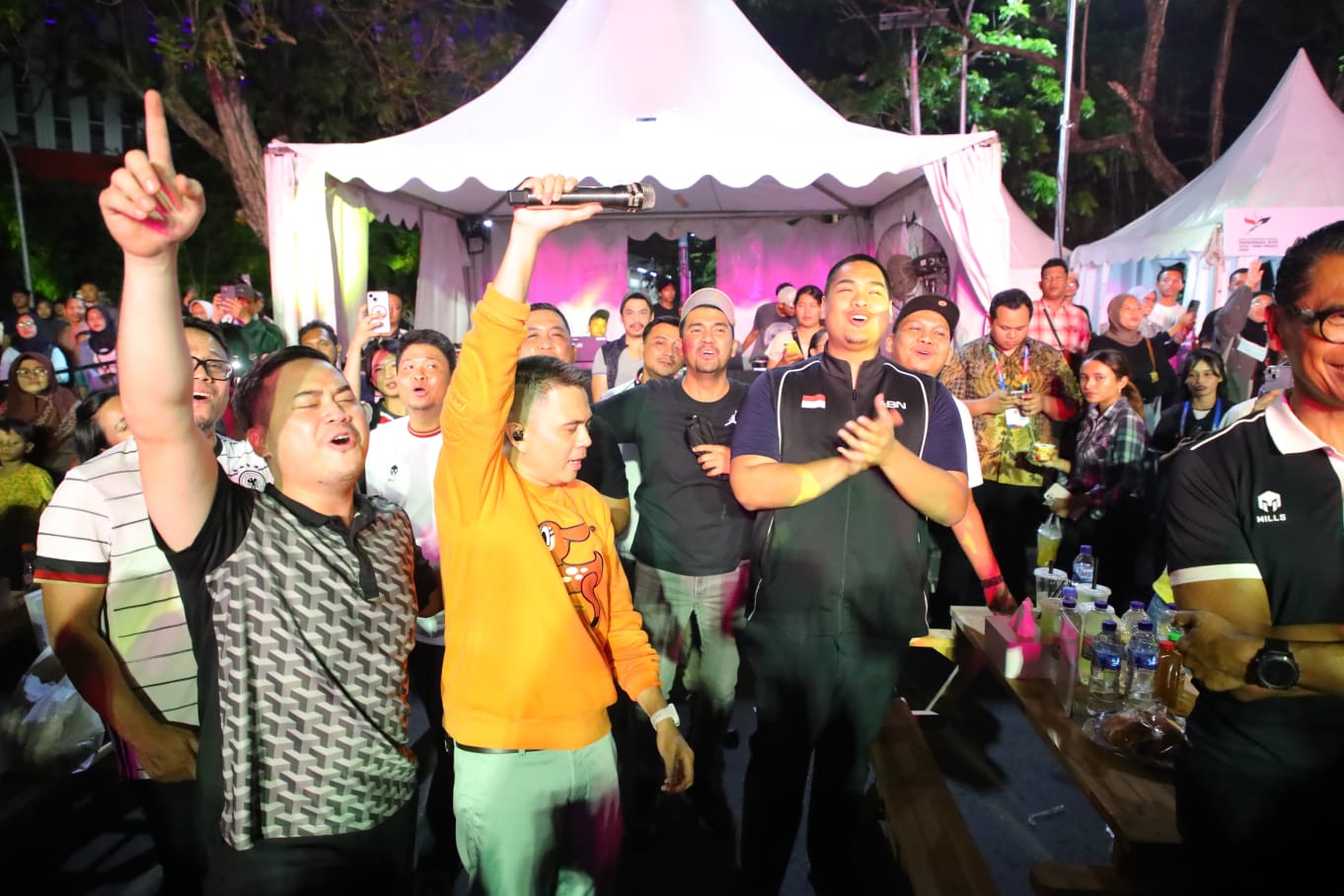 Dimeriahkan Basejam, Menpora Dito Ramaikan Festival Peparnas 2024 Kolaborasi UMKM