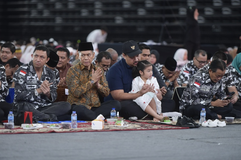 Menpora Dito Ajak Doa Bersama Ribuan Anak Yatim untuk Kesuksesan Timnas Indonesia Lawan Australia