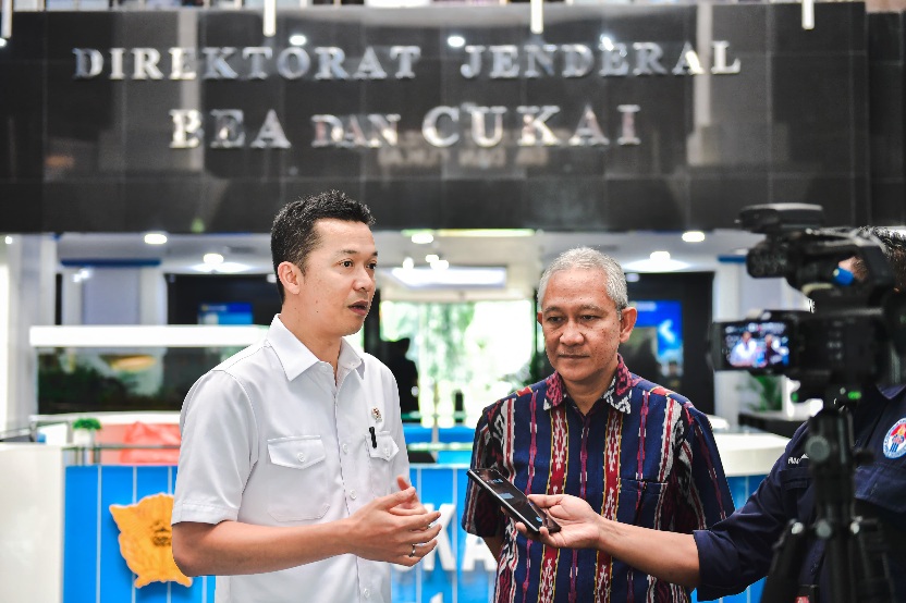 Bertemu Dirjen Bea dan Cukai, Wamenpora Taufik: Kita Akan Edukasi Cabor Terkait Regulasi dan Mekanisme Pengiriman Barang